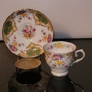 Tuscan Provence Bone China Floral Gold-Trimmed Tea Cup and Saucer Set